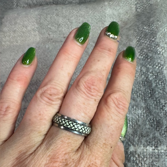 Unisex Stainless Steel Black and Mint Basket Weave Pattern Ring Size 10 1/4 - Picture 11 of 11